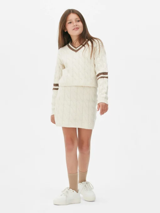 Conjunto De Falda Y Jersey De Punto De Ochos