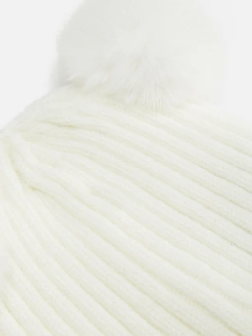 Gorro De Punto Con Pompón